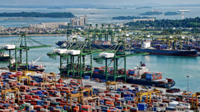 The Power of Macroeconomics: Economic Principles in the Real World 1 of 2